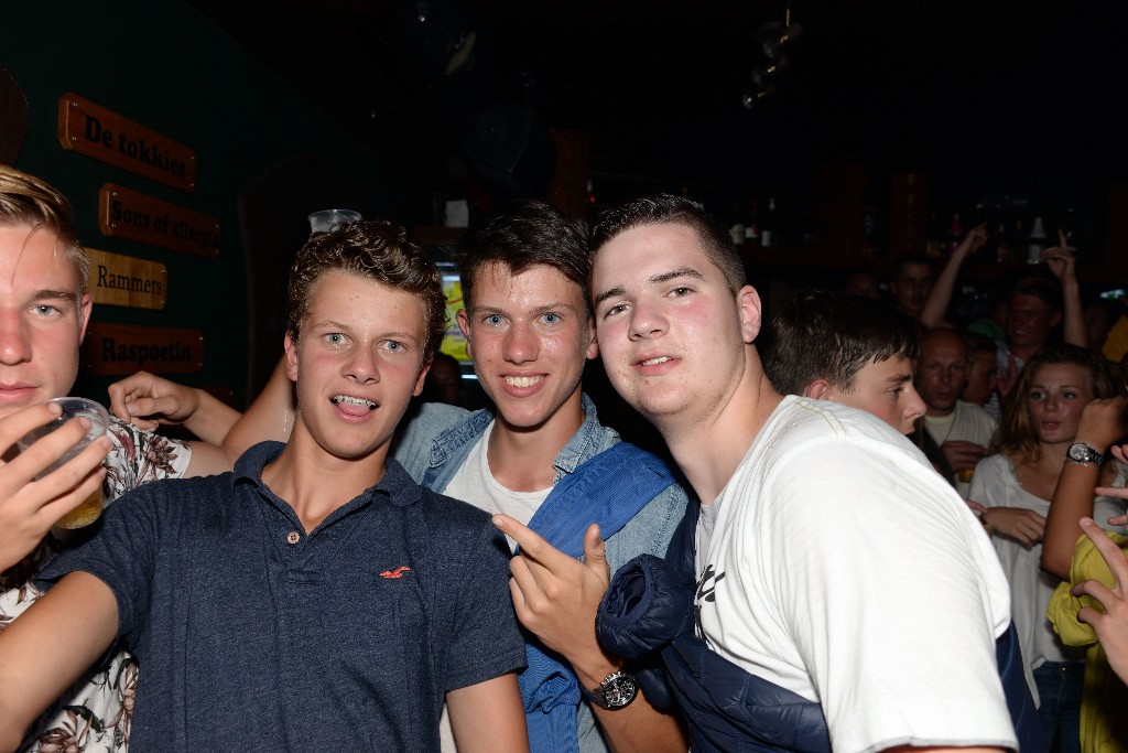 ../Images/Kroegentocht Zomercarnaval Noordwijkerhout 281.jpg
